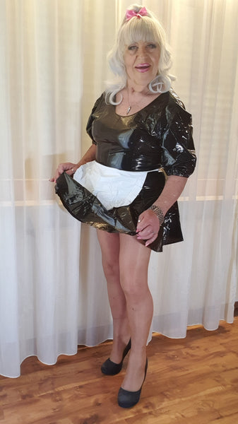 PVC Dienstmädchen-Kleid mit Schürzchen geschweißt