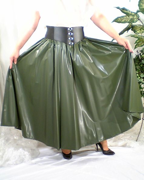Long plate skirt
