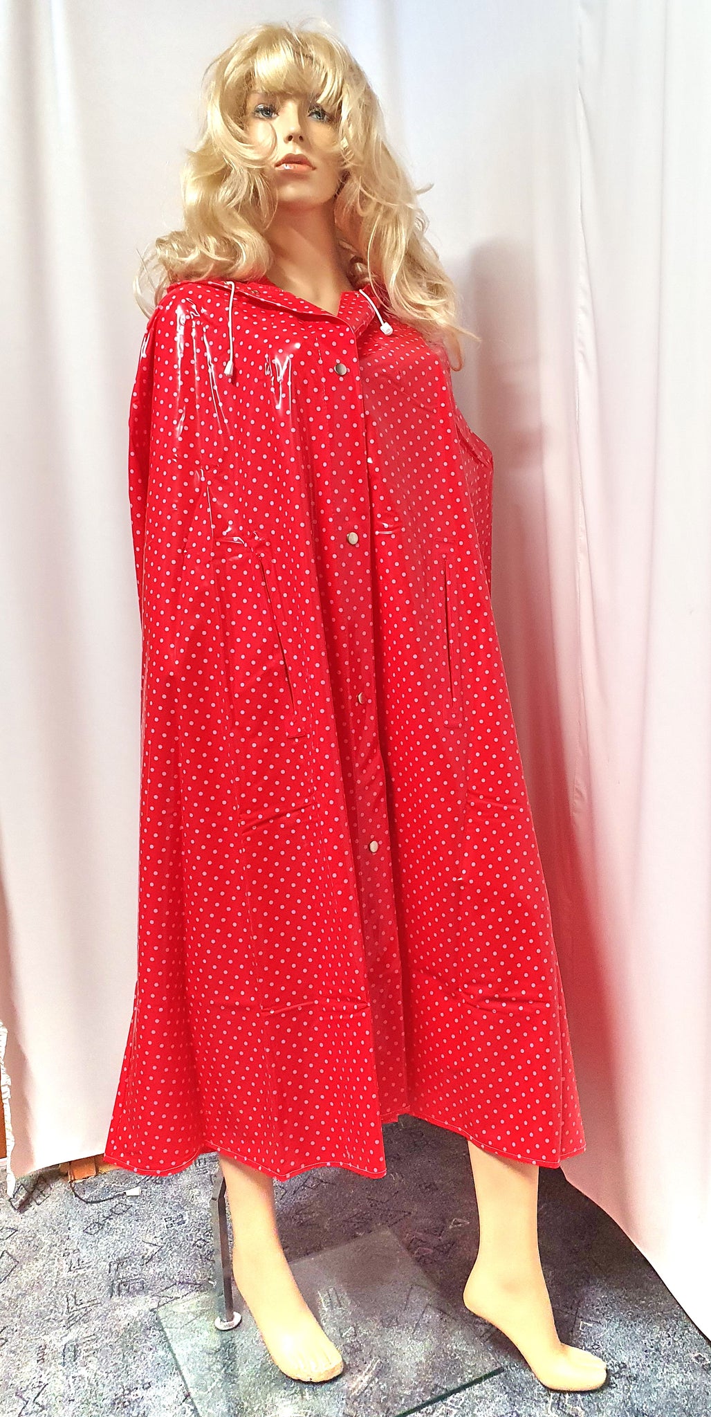 Weites PVC Damencape geschweißt