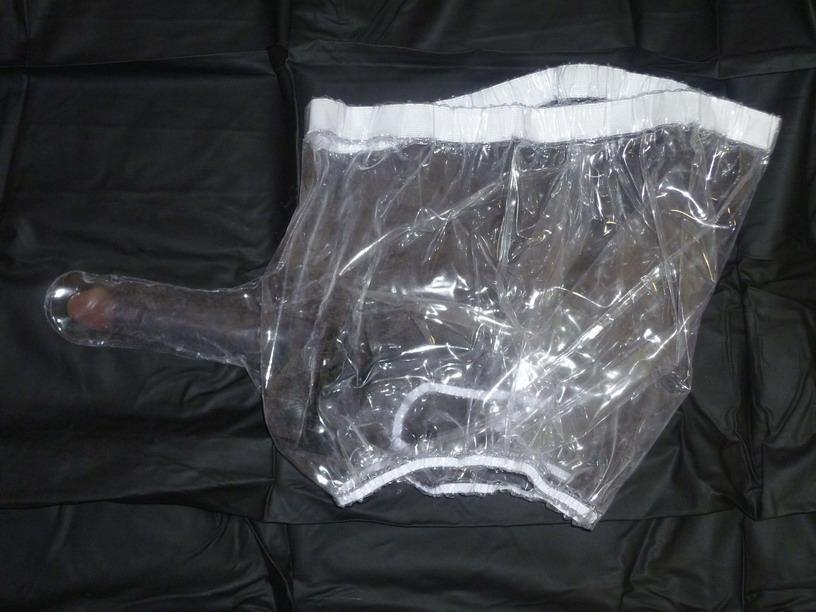 PVC-Schlpfer mit Penishlle FunPlastic PVC-Schlpfer mit Penishlle FunPlastic